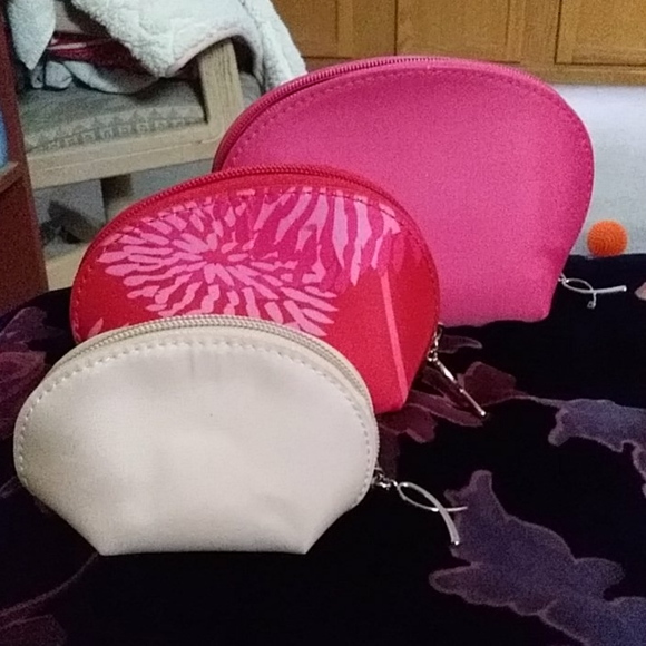 Avon pink hope nesting cosmetic bags set New - Picture 1 of 8